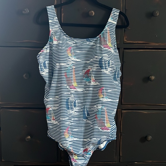 NWOT Lands End Nautical Sailboat Swimsuit - Picture 3 of 7